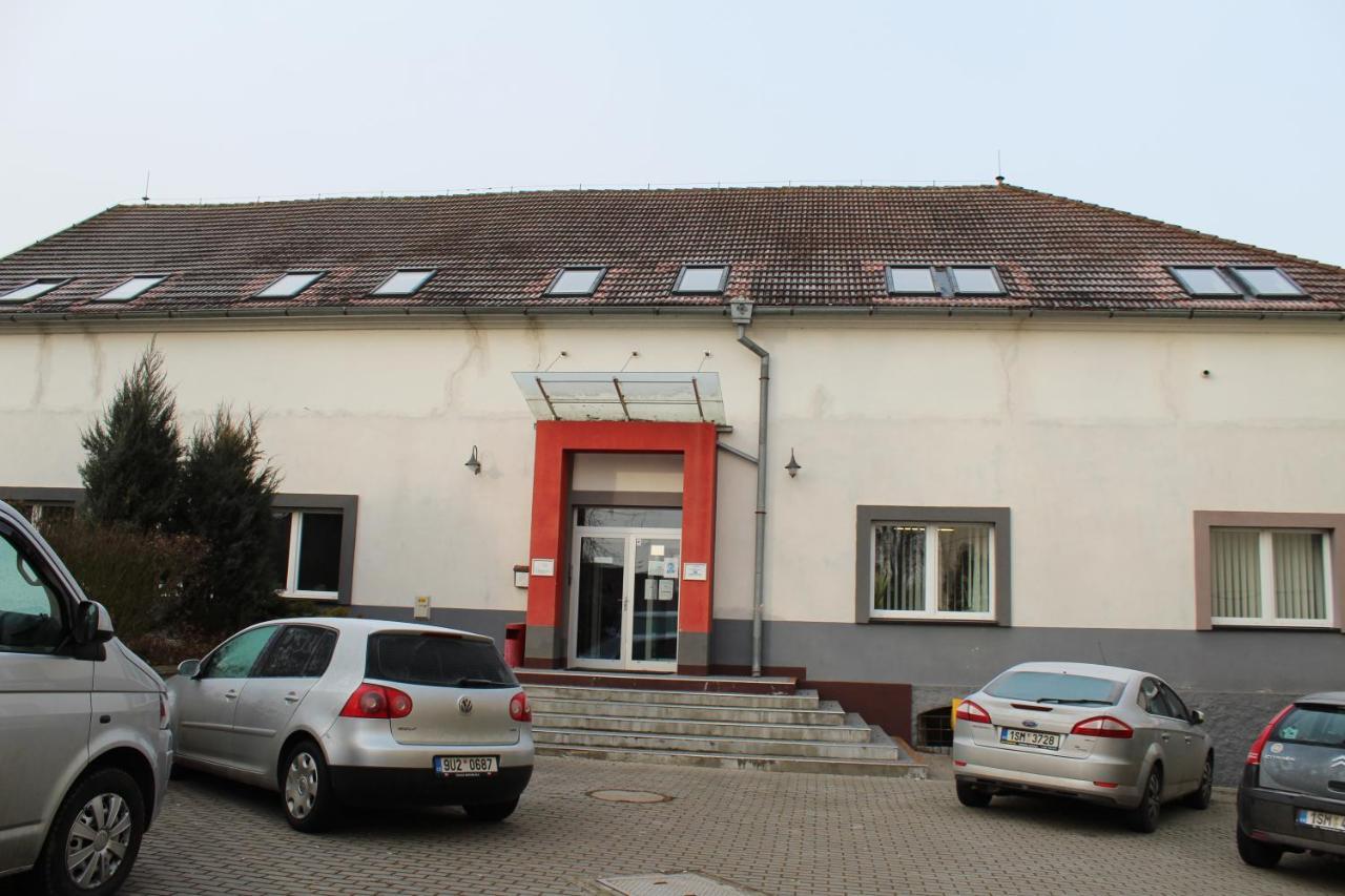 Ubytovani Na Spejcharu, Zelevcice Slany Ngoại thất bức ảnh